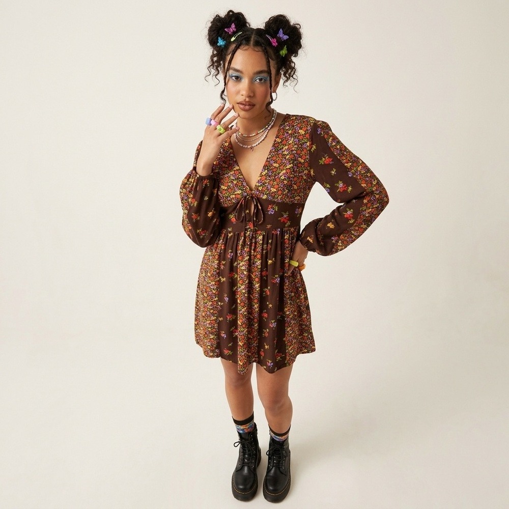 SO Floral Patchwork Mini Dress XS Brown Boho Long Sleeve V-Neck Tie Front
